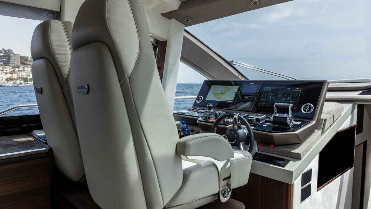 AICON 66 VIVERE Yacht for Sale