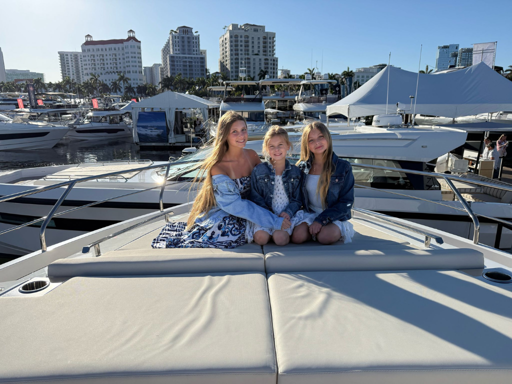 Florida Yacht For Sale Liv Yacht Sales