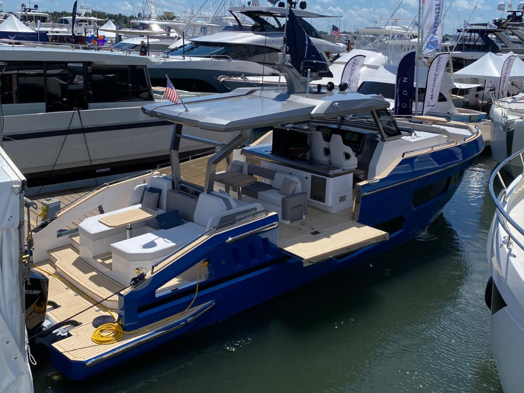 Liv Yacht Sales Palm Beach International Boat Show Aicon Yacht Audace 50'